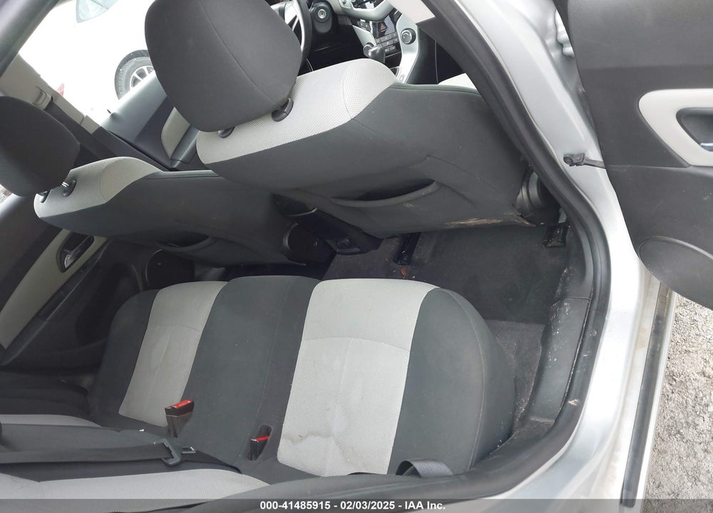 2011 CHEVROLET CRUZE LS VIN: 1G1PD5SH9B7287652