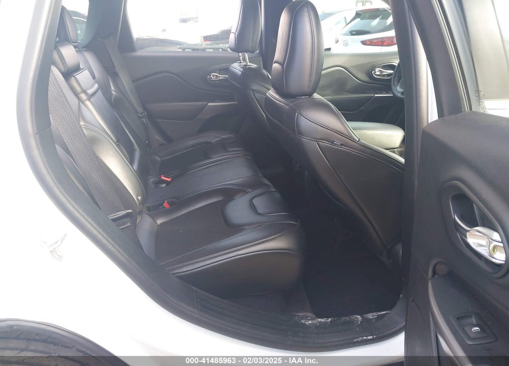 2019 JEEP CHEROKEE VIN: 1C4PJMLB0KD105309