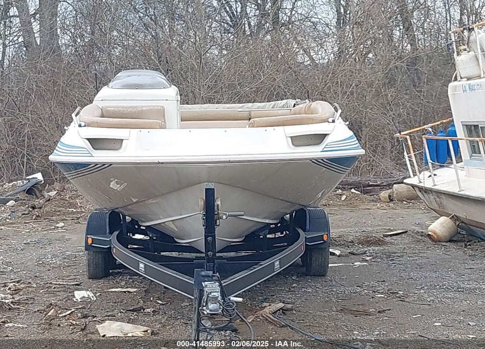 1998 HARRIS SKIBOAT VIN: HAMB2448197