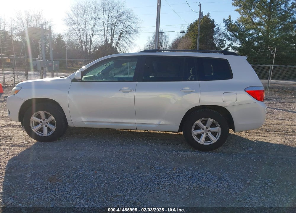 2010 TOYOTA HIGHLANDER BASE V6 VIN: 5TDZK3EH0AS002766