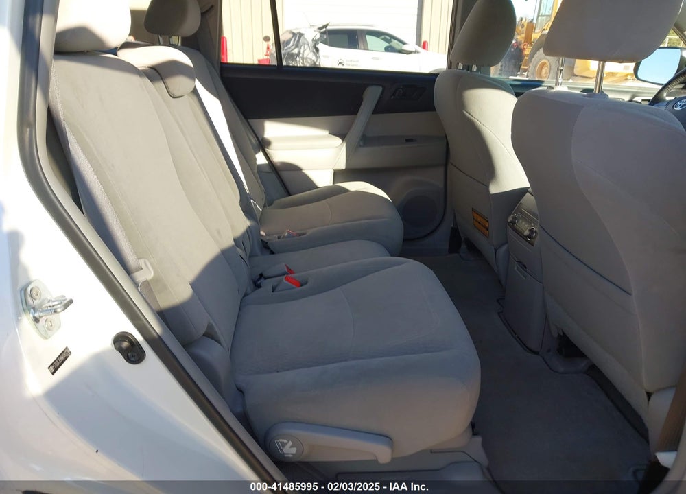 2010 TOYOTA HIGHLANDER BASE V6 VIN: 5TDZK3EH0AS002766