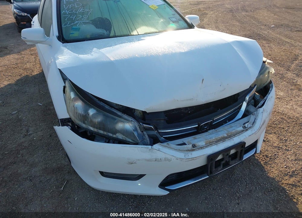 2015 HONDA ACCORD EX-L V-6 VIN: 1HGCR3F8XFA031858