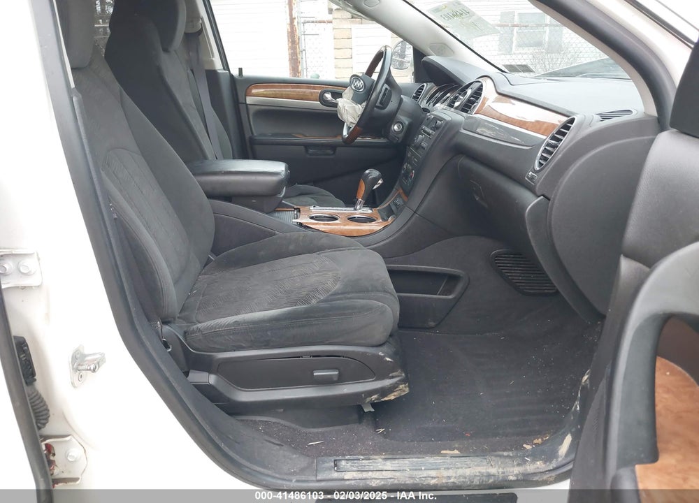 2011 BUICK ENCLAVE CX VIN: 5GAKVAED9BJ139599
