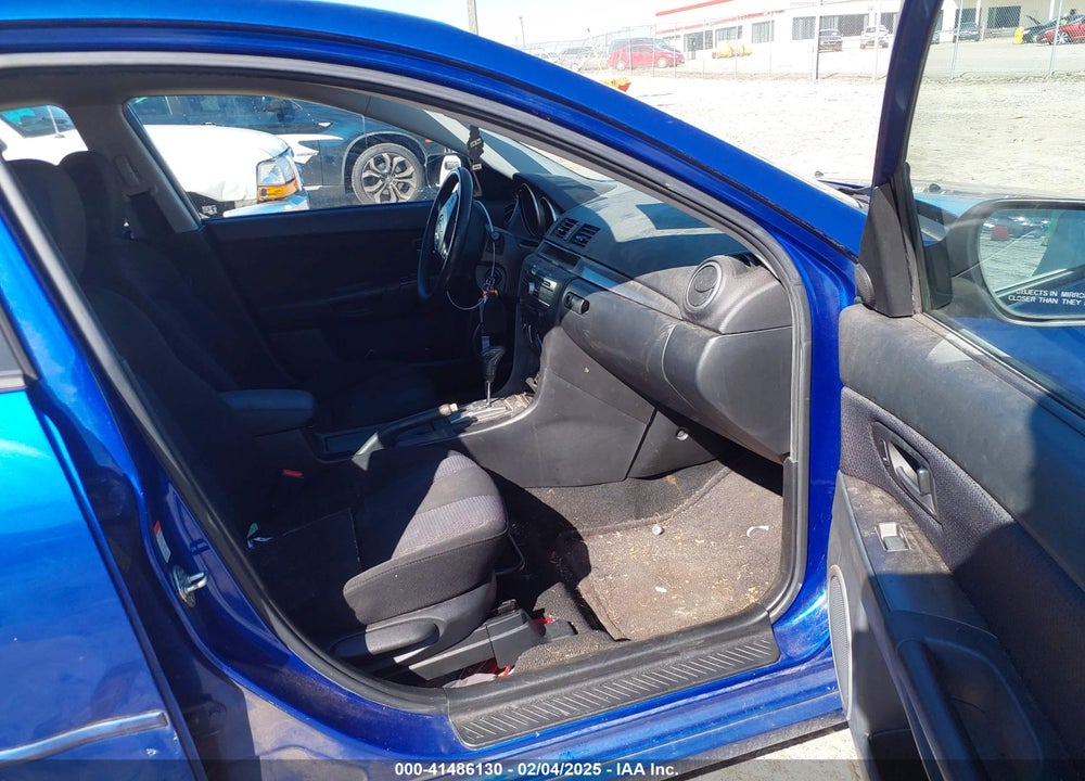 2008 MAZDA MAZDA3 VIN: JM1BK343681813650