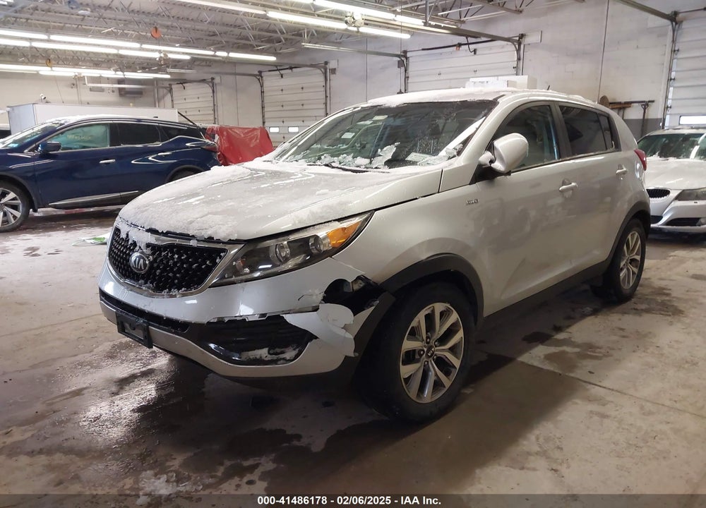 2016 KIA SPORTAGE VIN: KNDPBCAC3G7851214