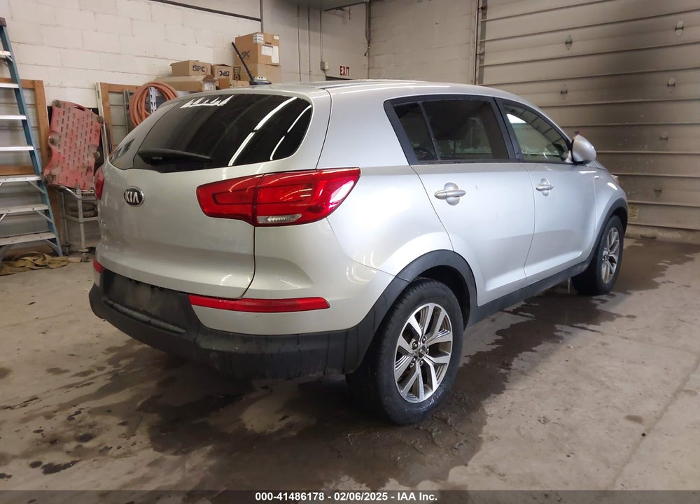 2016 KIA SPORTAGE VIN: KNDPBCAC3G7851214