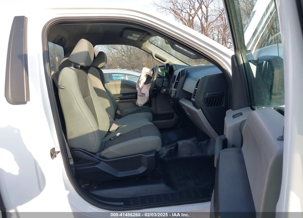2017 FORD F-150 VIN: 1FTMF1E84HKE18694