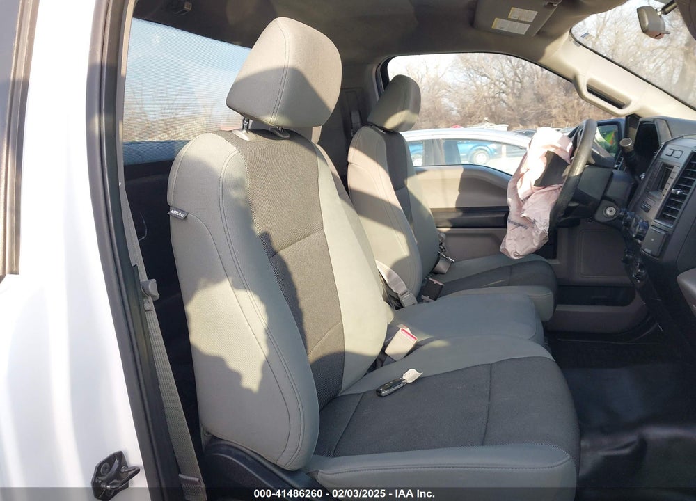 2017 FORD F-150 VIN: 1FTMF1E84HKE18694
