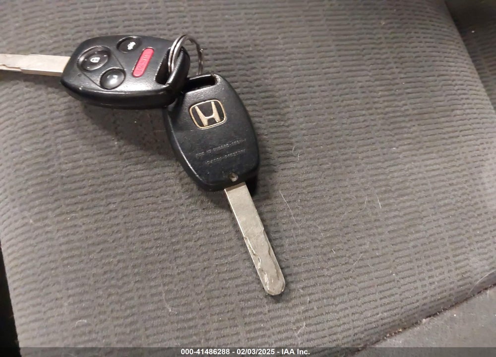 2007 HONDA ACCORD VIN: 1HGCM563X7A203029