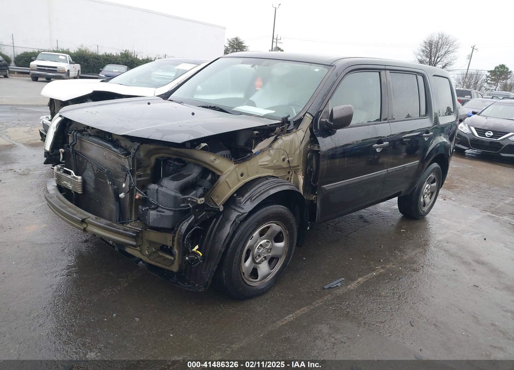 2015 HONDA PILOT LX VIN: 5FNYF4H27FB049995