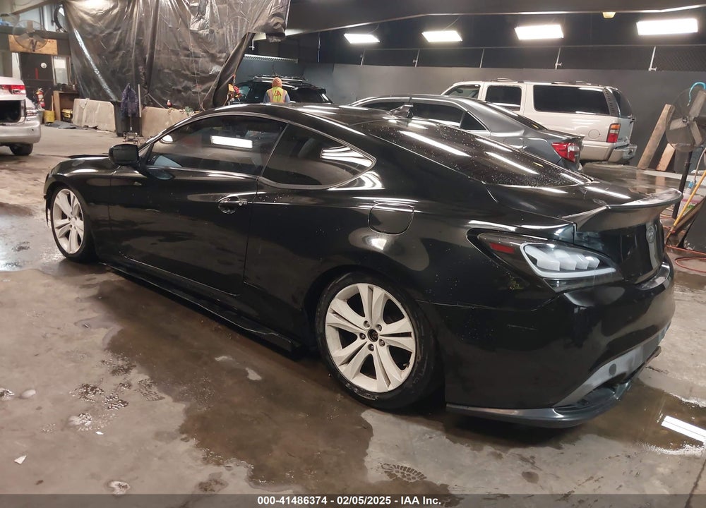 2011 HYUNDAI GENESIS VIN: KMHHT6KD4BU057712