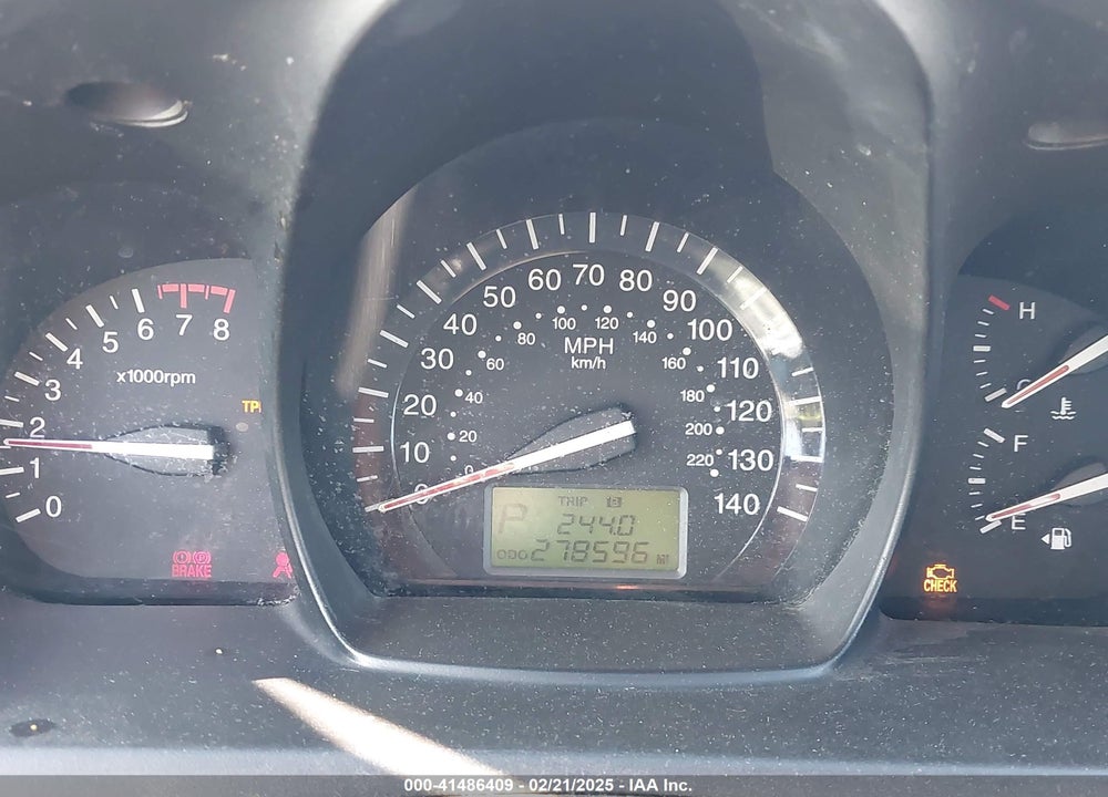 2008 KIA SPECTRA VIN: KNAFE121685527432