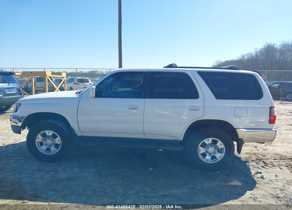 1997 TOYOTA 4RUNNER VIN: JT3HN86R5V0064670