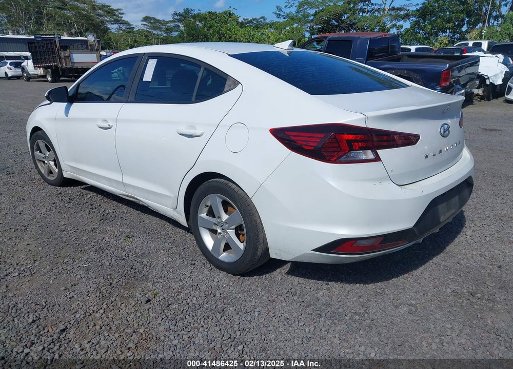 2019 HYUNDAI ELANTRA VIN: 5NPD84LFXKH407590