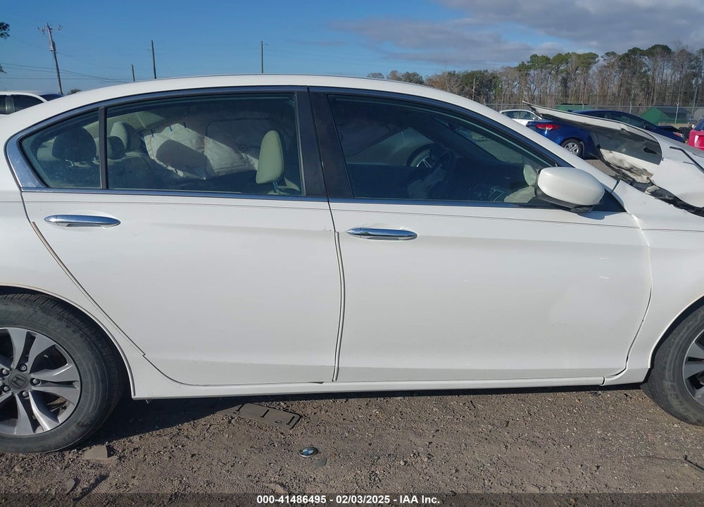 2015 HONDA ACCORD VIN: 1HGCR2F33FA137454