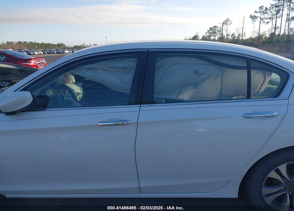 2015 HONDA ACCORD VIN: 1HGCR2F33FA137454
