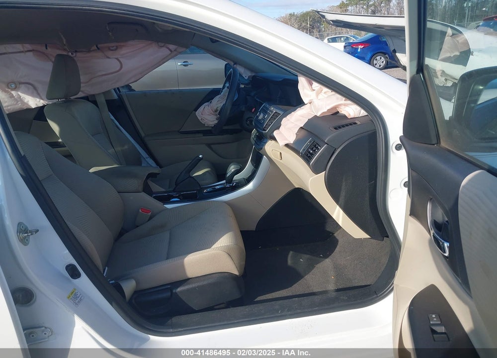 2015 HONDA ACCORD VIN: 1HGCR2F33FA137454