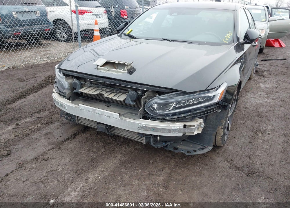 2018 HONDA ACCORD SPORT VIN: 1HGCV1F30JA811056