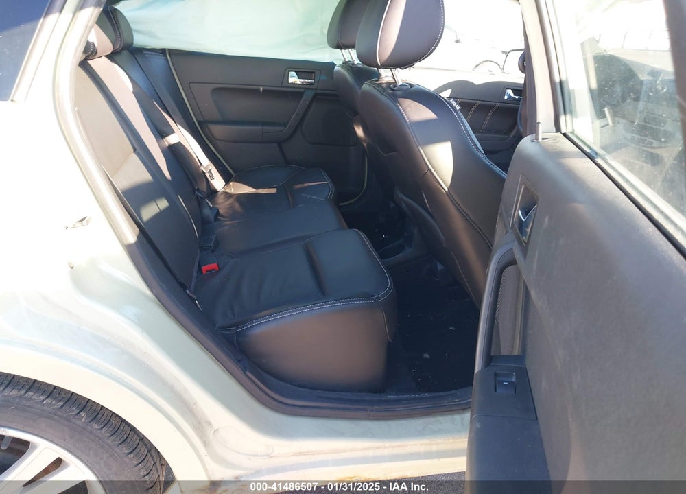 2011 FORD FOCUS SEL VIN: 1FAHP3HN7BW148314