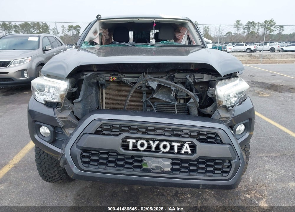 2019 TOYOTA TACOMA SR5 V6 VIN: 3TMCZ5AN2KM223876
