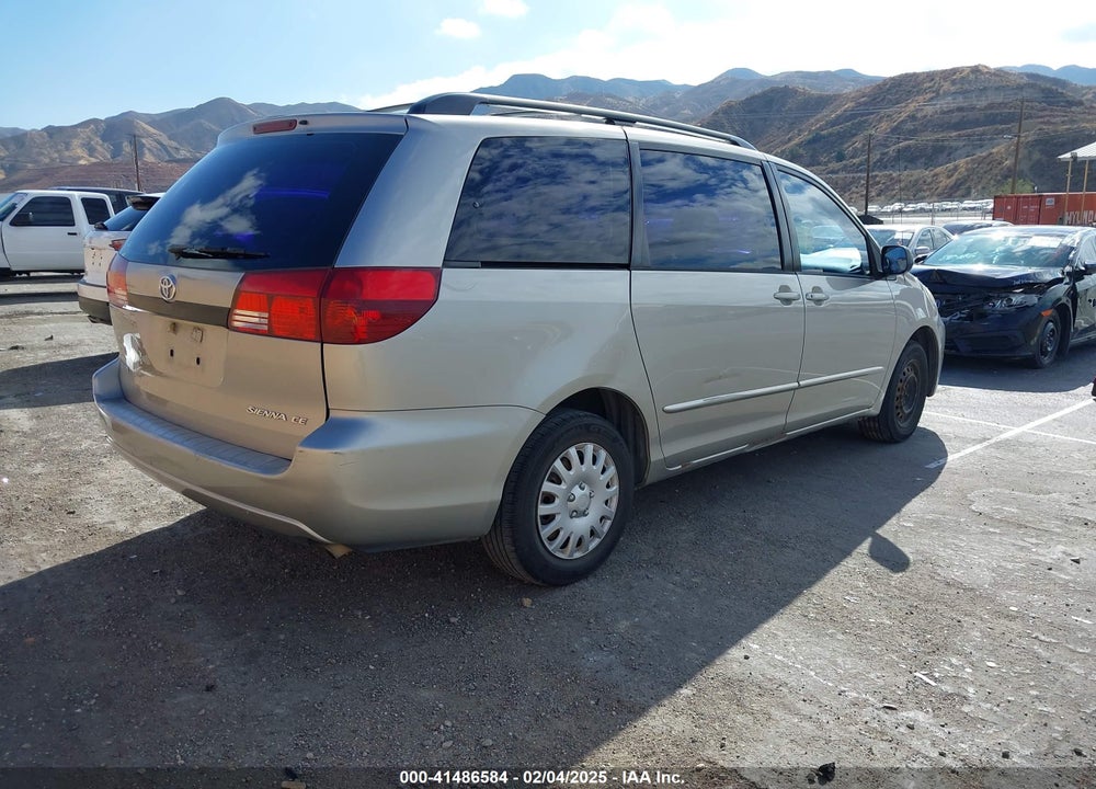2005 TOYOTA SIENNA CE VIN: 5TDZA23C55S294876