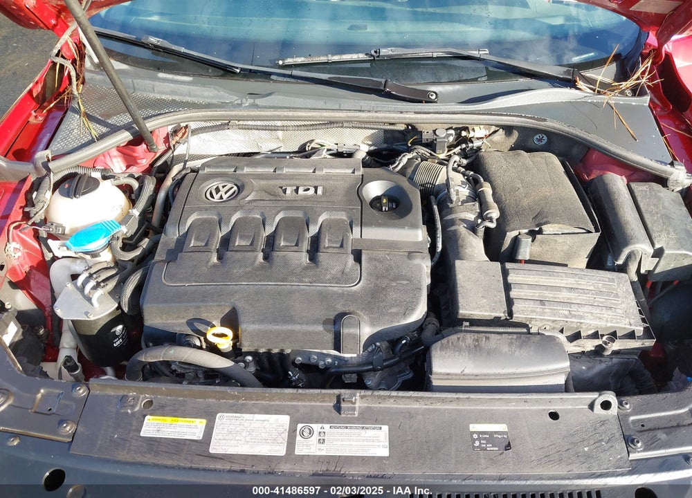 2015 VOLKSWAGEN PASSAT VIN: 1VWBV7A38FC012042