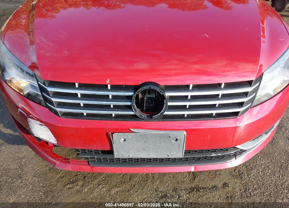 2015 VOLKSWAGEN PASSAT VIN: 1VWBV7A38FC012042