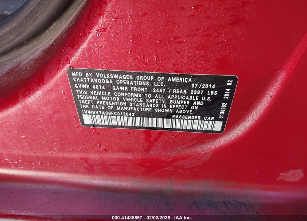 2015 VOLKSWAGEN PASSAT VIN: 1VWBV7A38FC012042