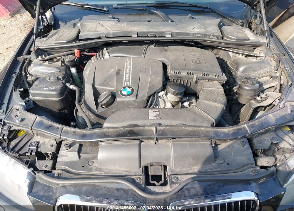 2013 BMW 335 VIN: WBADX7C52DJ590132