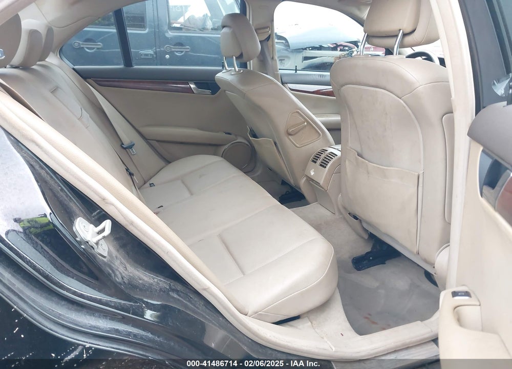 2011 MERCEDES-BENZ C 300 VIN: WDDGF8BB9BR139218