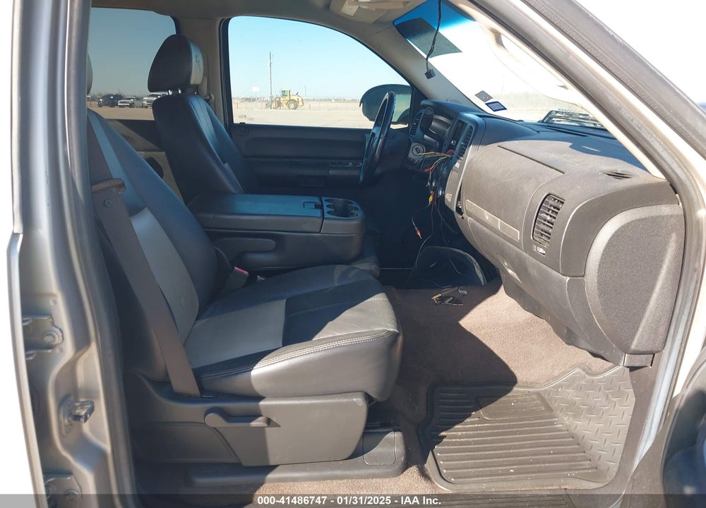 2008 CHEVROLET SILVERADO 1500 LT1 VIN: 3GCEC13J08G266441