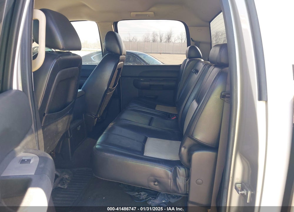 2008 CHEVROLET SILVERADO 1500 LT1 VIN: 3GCEC13J08G266441