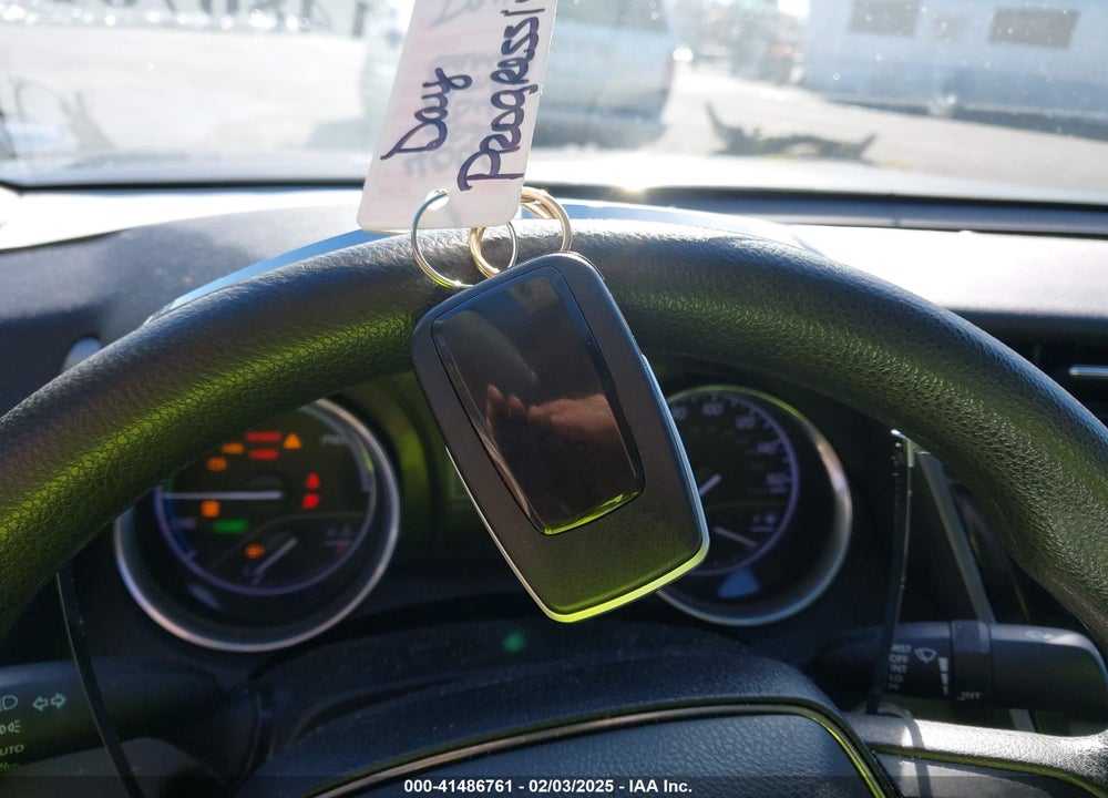 2020 TOYOTA CAMRY VIN: 4T1C31AKXLU526574
