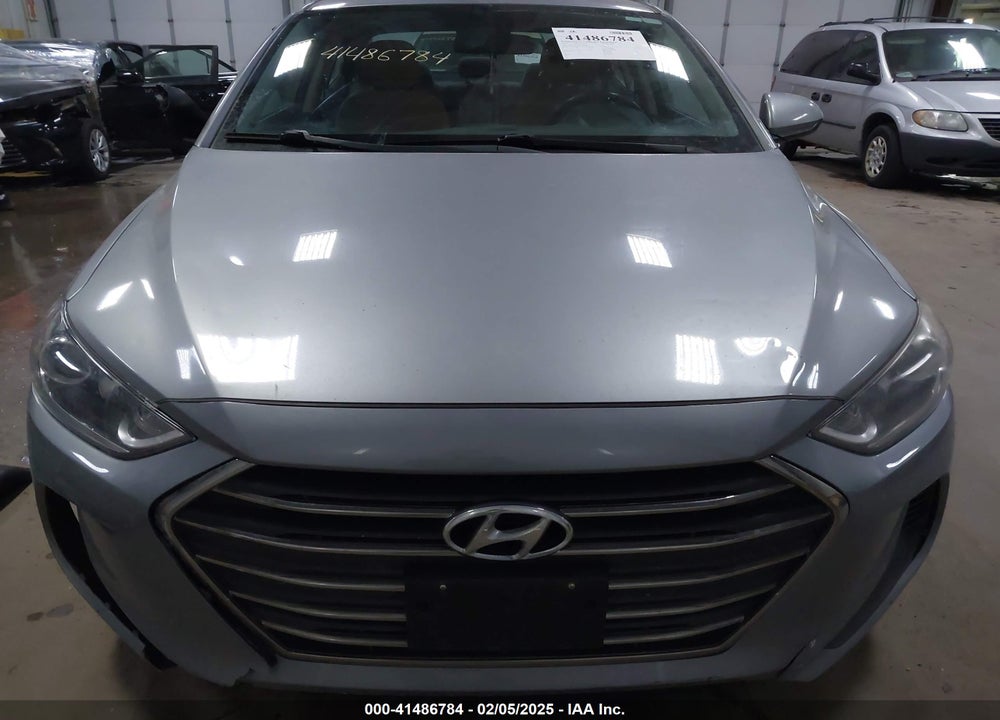 2017 HYUNDAI ELANTRA VIN: 5NPD74LF7HH182850