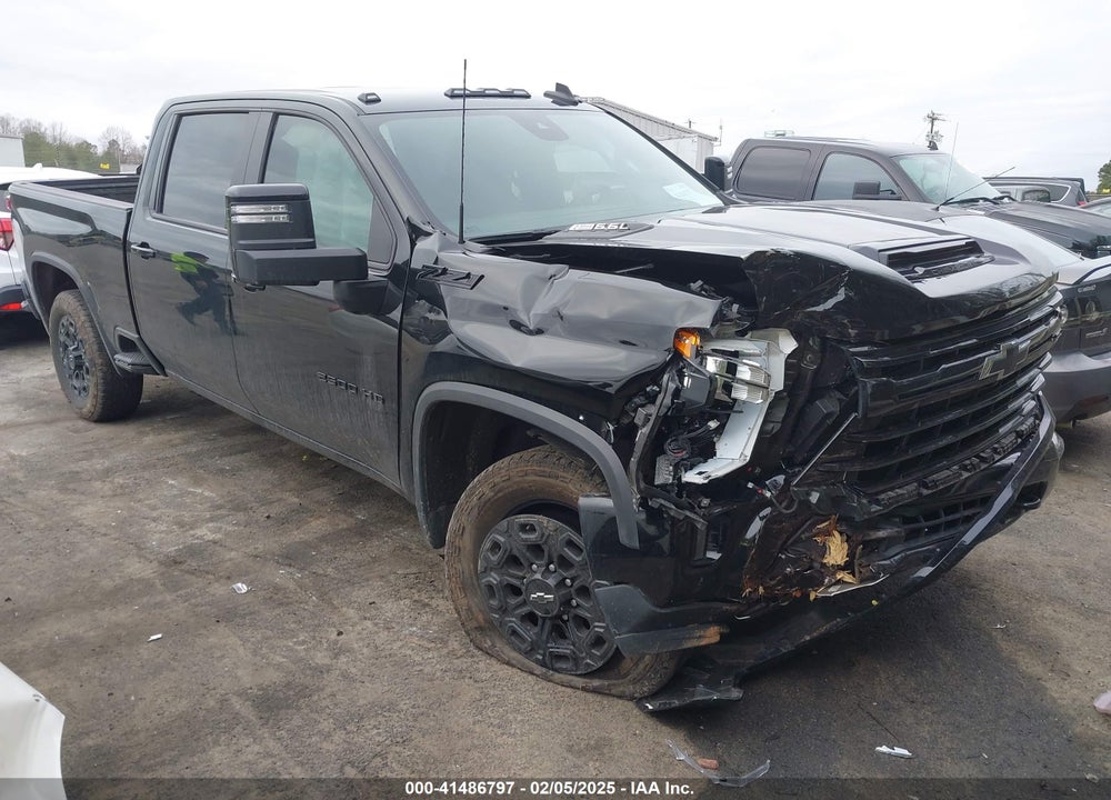 2024 CHEVROLET SILVERADO 2500HD 4WD STANDARD BED LT VIN: 1GC4YNE73RF271061