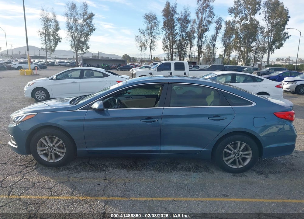 2016 HYUNDAI SONATA SE VIN: 5NPE24AF9GH281304