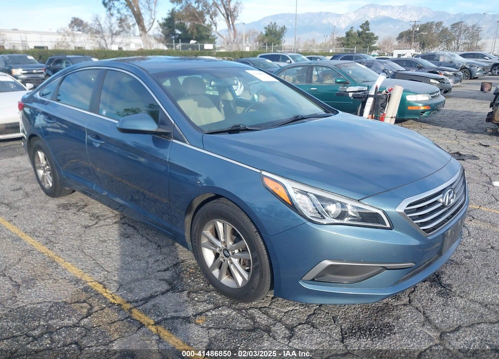 2016 HYUNDAI SONATA SE VIN: 5NPE24AF9GH281304