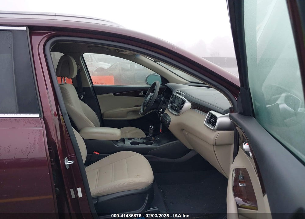 2016 KIA SORENTO 2.4L LX VIN: 5XYPG4A33GG129218
