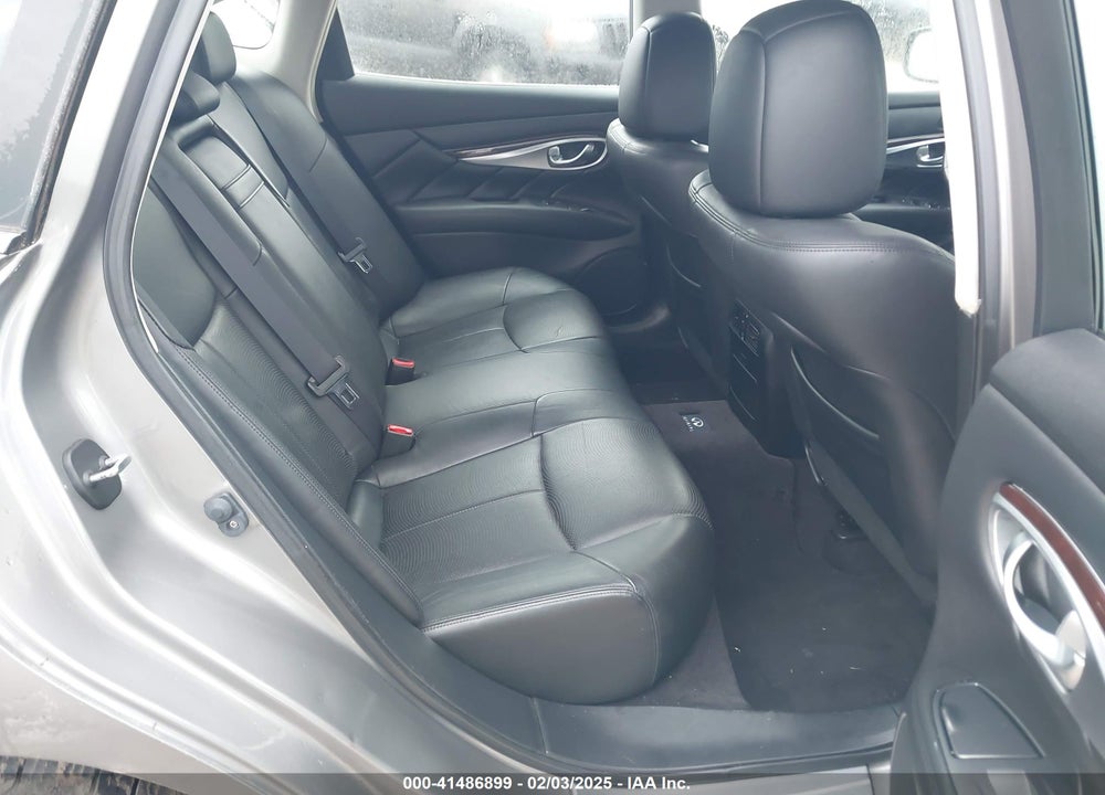 2012 INFINITI M37X VIN: JN1BY1AR5CM392834