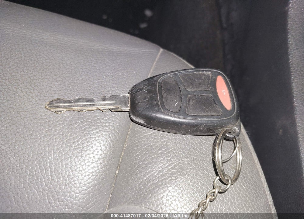 2005 CHRYSLER 300 TOURING VIN: 2C3JA53G35H138906