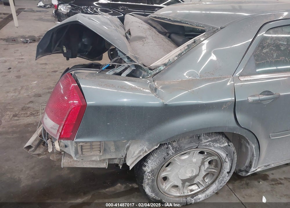 2005 CHRYSLER 300 TOURING VIN: 2C3JA53G35H138906