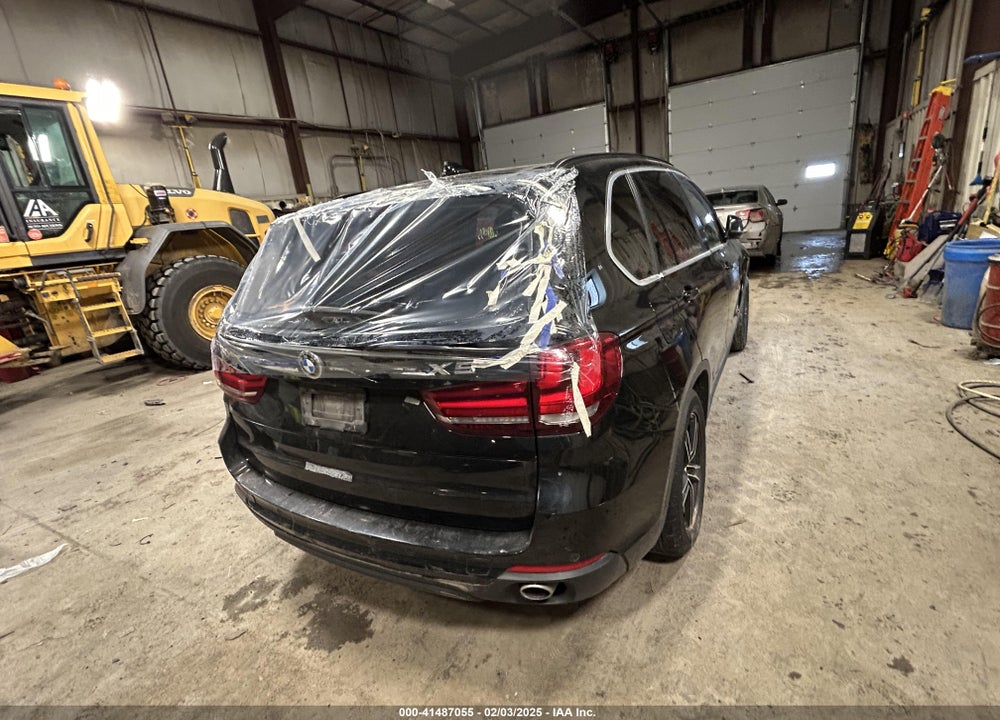 2015 BMW X5 VIN: 5UXKR0C56F0K61727