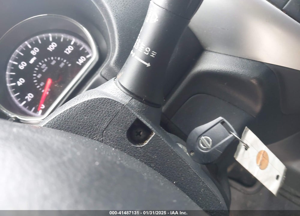 2018 NISSAN VERSA 1.6 SV VIN: 3N1CN7APXJL815073