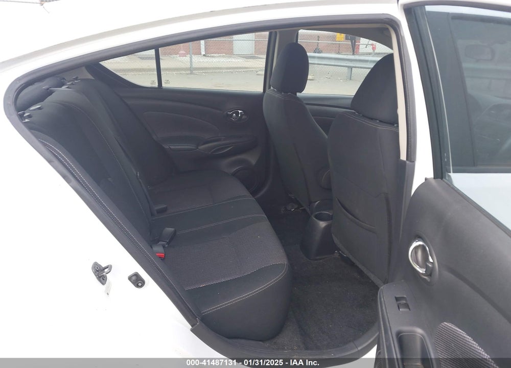2018 NISSAN VERSA 1.6 SV VIN: 3N1CN7APXJL815073