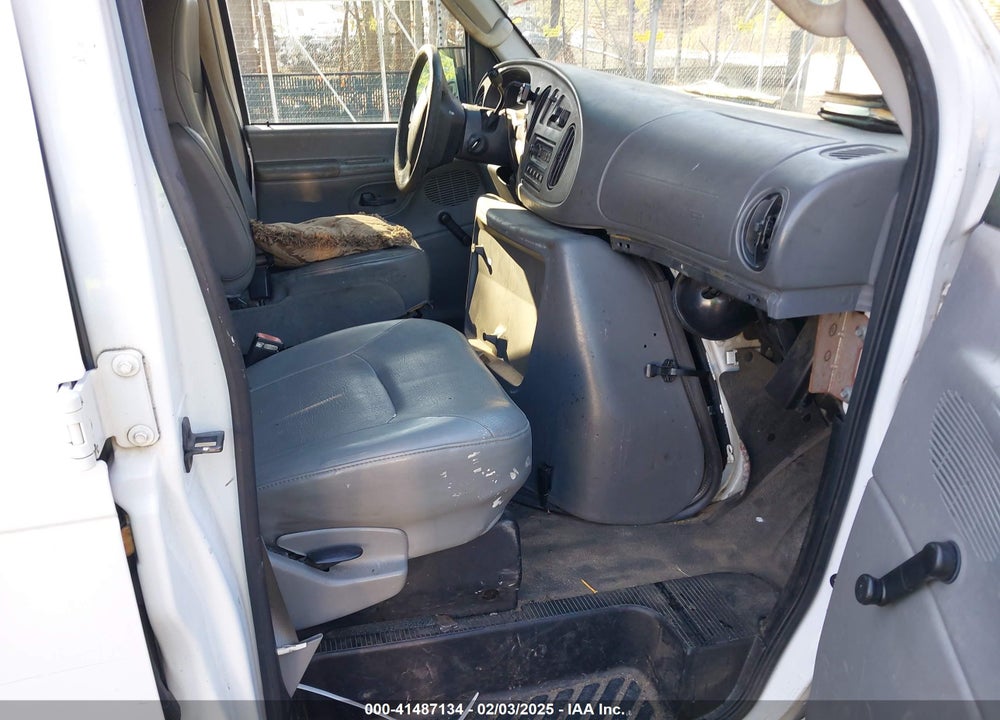 2006 FORD E-250 VIN: 1FTNE24L26DB19516