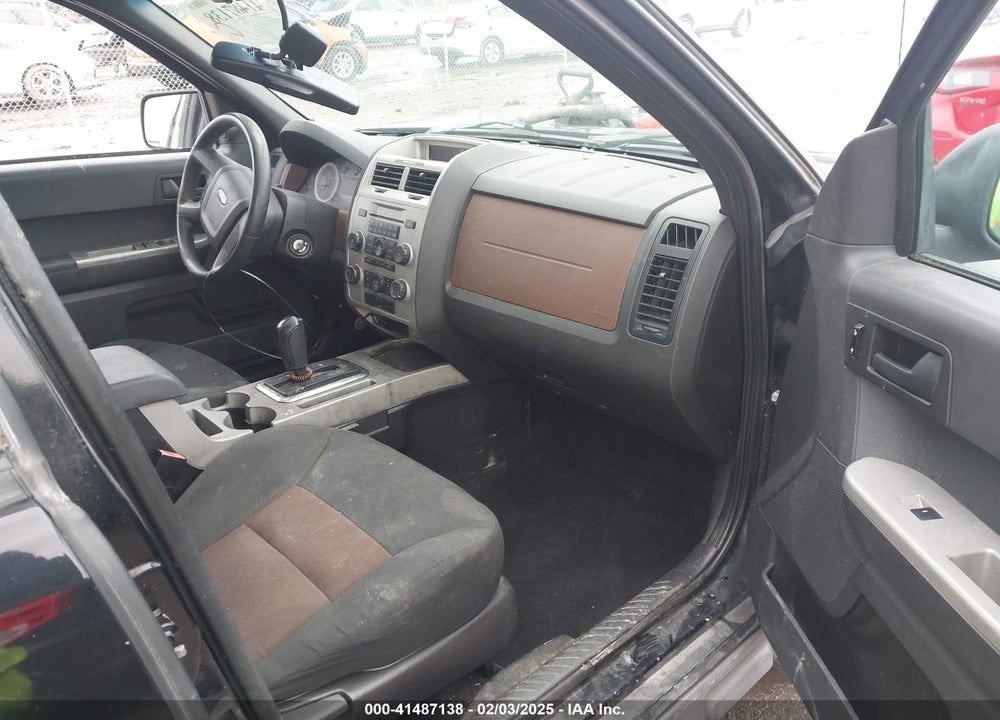 2008 FORD ESCAPE XLT VIN: 1FMCU03158KA05390
