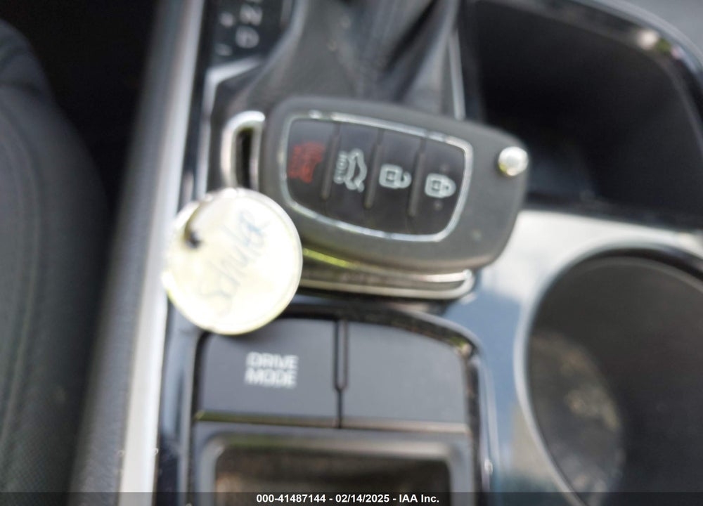 2019 HYUNDAI SONATA VIN: 5NPE24AF3KH774677