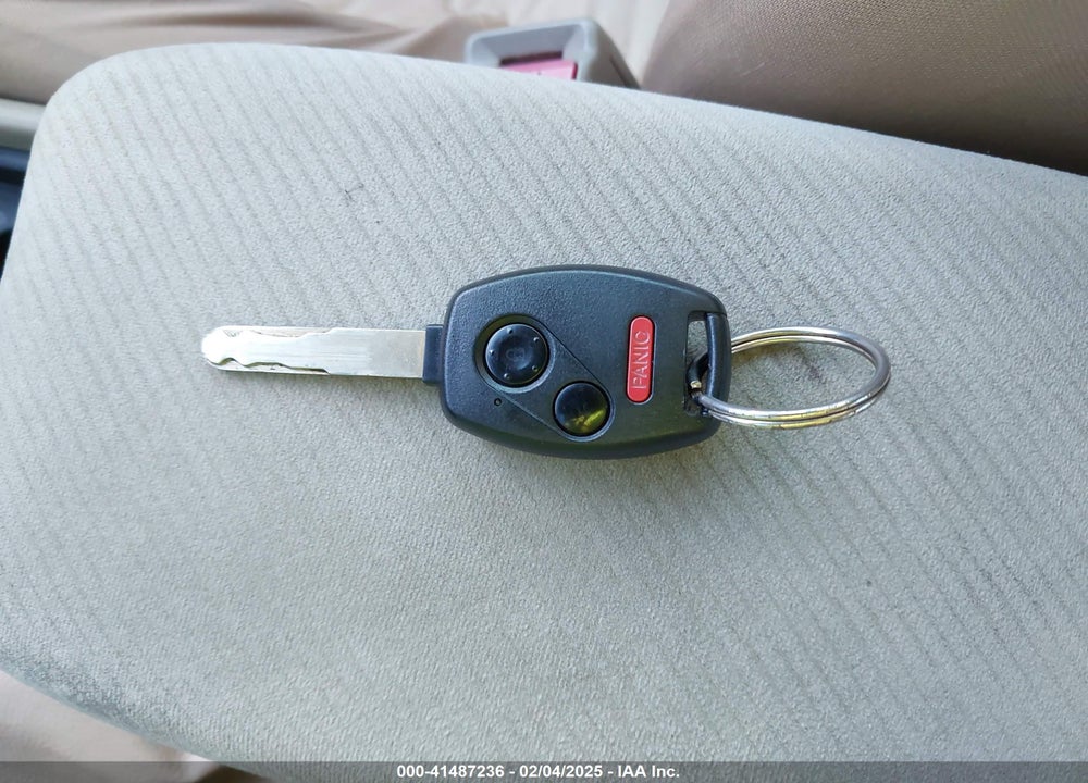 2009 HONDA CIVIC LX VIN: 2HGFA16589H361552