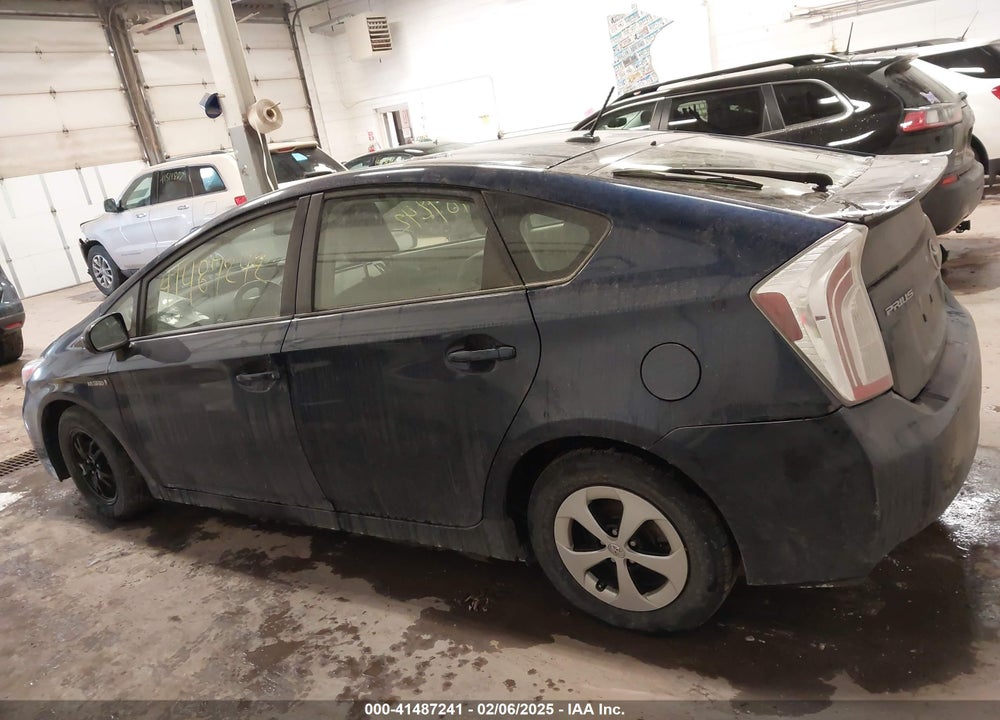 2013 TOYOTA PRIUS VIN: JTDKN3DU0D1704014