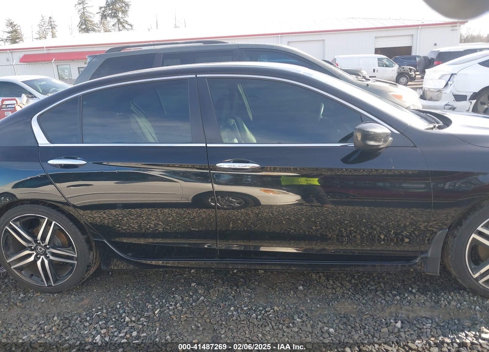 2016 HONDA ACCORD VIN: 1HGCR2F5XGA171412